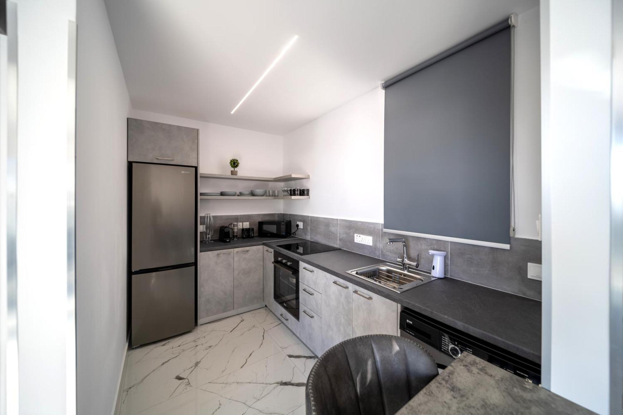 Appartement Hiddengems Residences 202 - The Lxr Penthouse - Pool & Steps To Paphos